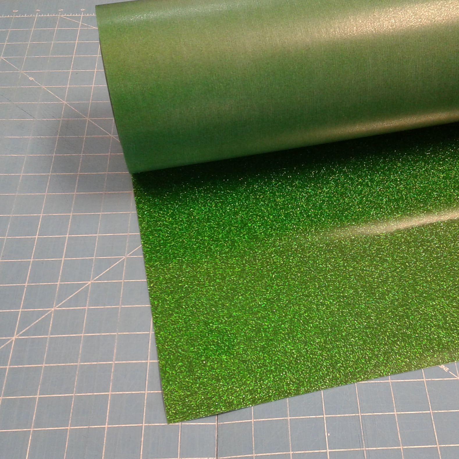 Siser Glitter HTV 20" x 3ft Roll - Iron on Heat Transfer Vinyl Grass