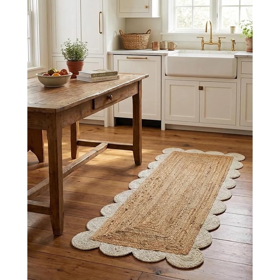 Sivi 5 x 5 Feet Handmade Scallop Braided Jute Rug - Natural Jute Round Rug