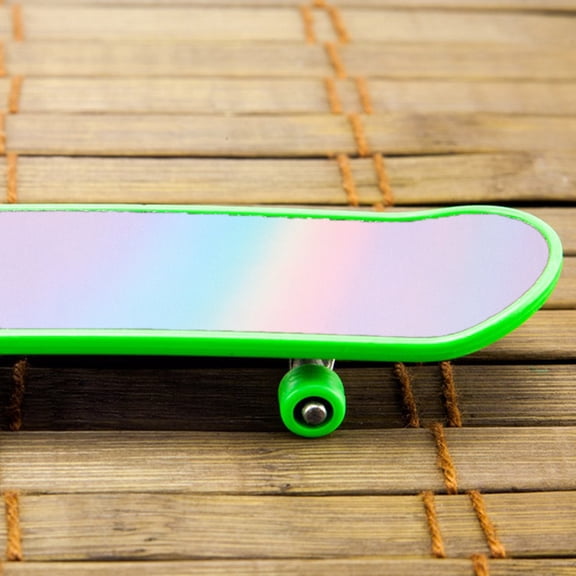Skateboard Deck Sandpaper with Safe Material and Fine Craftsmanship Finish