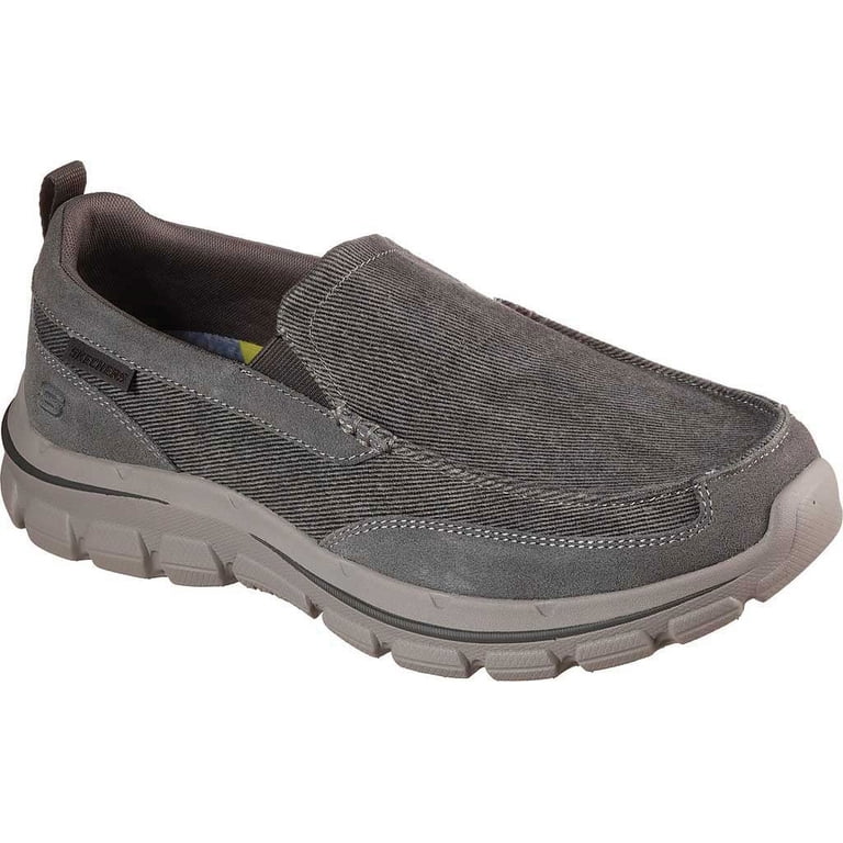 Skechers men's Relaxed Fit Moc Toe Loafer - Slip-On Shoes