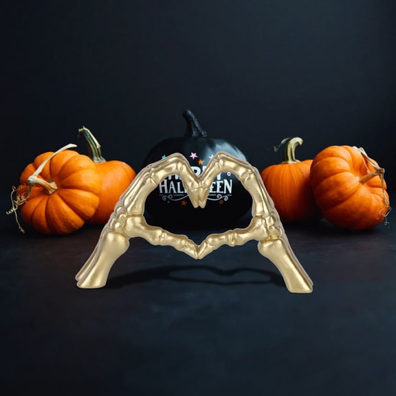 Skeleton Hands Heart Decor, Skull Hand Decor for Desk Shelf, Gothic Heart Hands Sculpture, Halloween Skeleton Decor, Dark Romance Love Ornament for Living Room Coffee Table Centerpiece