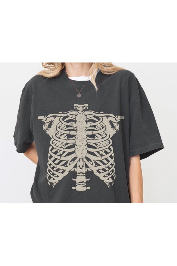 Skeleton Rib Graphic TShirt Rib Cage Shirt Retro Skeleton Tee 90s Skull Shirt Spooky Shirt