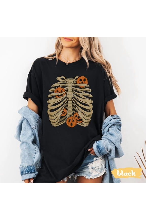 Skeleton Rib Halloween Graphic T-Shirt, Rib Cage Shirt, Retro Skeleton Gothic Tee, 90s Dark Art Horror Shirt, Grunge Shirt,Black Color,Size M