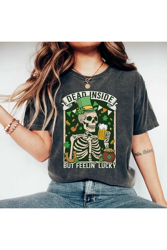 Skeleton St Patricks Day Graphic Dead Inside But Feeling Lucky Shamrock Retro Irish Vibe Comfort Colors Unisex Cotton T-Shirt, Size S-3XL