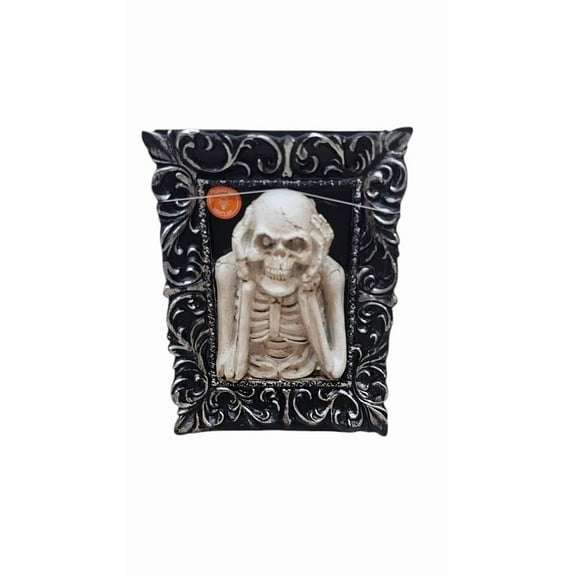 Skeleton With Color Changing LED Light Eyes Frame Halloween Decor 6.75" x 9.25"