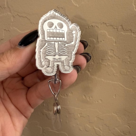 Skeleton Yeti silver mirrored Badge Reel, Xray tech, ct tech, radiology , radiologic Technologist, humor, skull, skeleton, winters coming