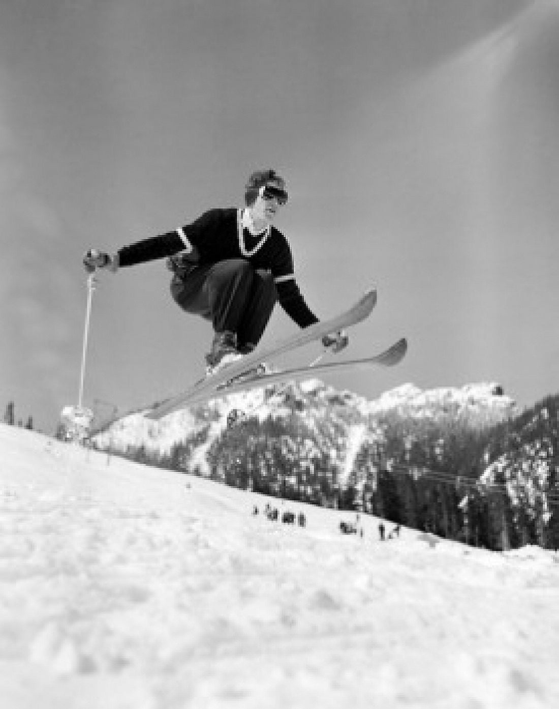 Skier jumping over slope Canvas Art - (24 x 36)