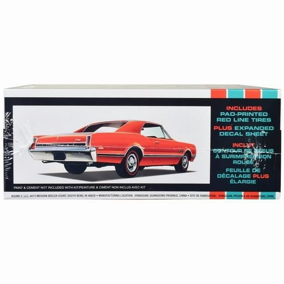 Skill 2 Model Kit 1966 Oldsmobile 442 W-30 Hardtop 1/25 Scale Model by AMT
