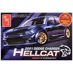 Skill 2 Model Kit 2021 Dodge Charger Hellcat Redeye Widebody 1/25 Scale Model by AMT