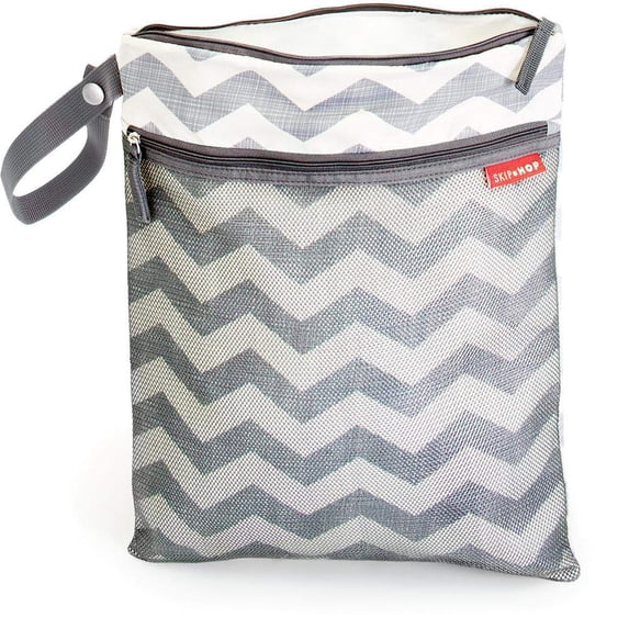 Skip Hop Chevron Grab & Go Wet/Dry Bag for Infants to Toddlers