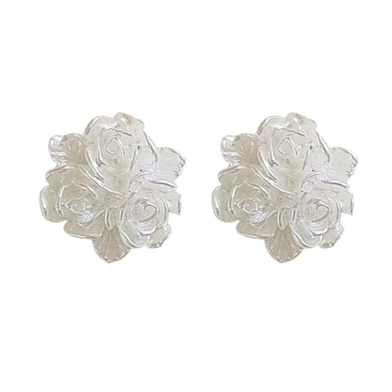 Buying earrings deals for girlfriend