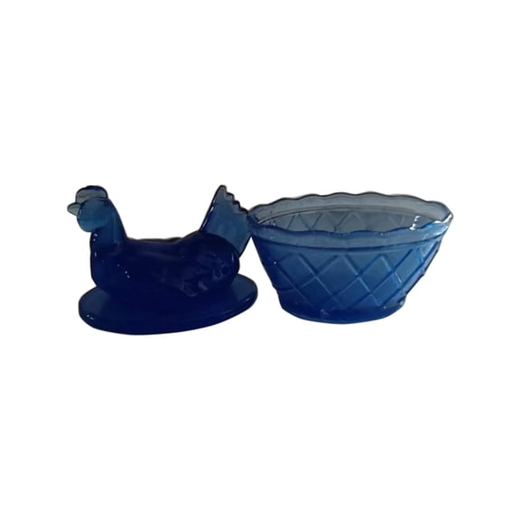 Sktrpolifis Mini Easter Egg Bowl, Resin, 2.76in Colorful Desktop Decor for Home Easter Gift
