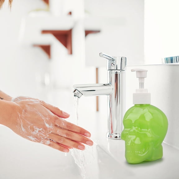 Skull Press Bottle 350ml, Reusable PET Plastic Lotion Dispenser, Vintage Skull Shaped Soap Pump for Shower Bathroom, Halloween Decoration Gift for Home Office