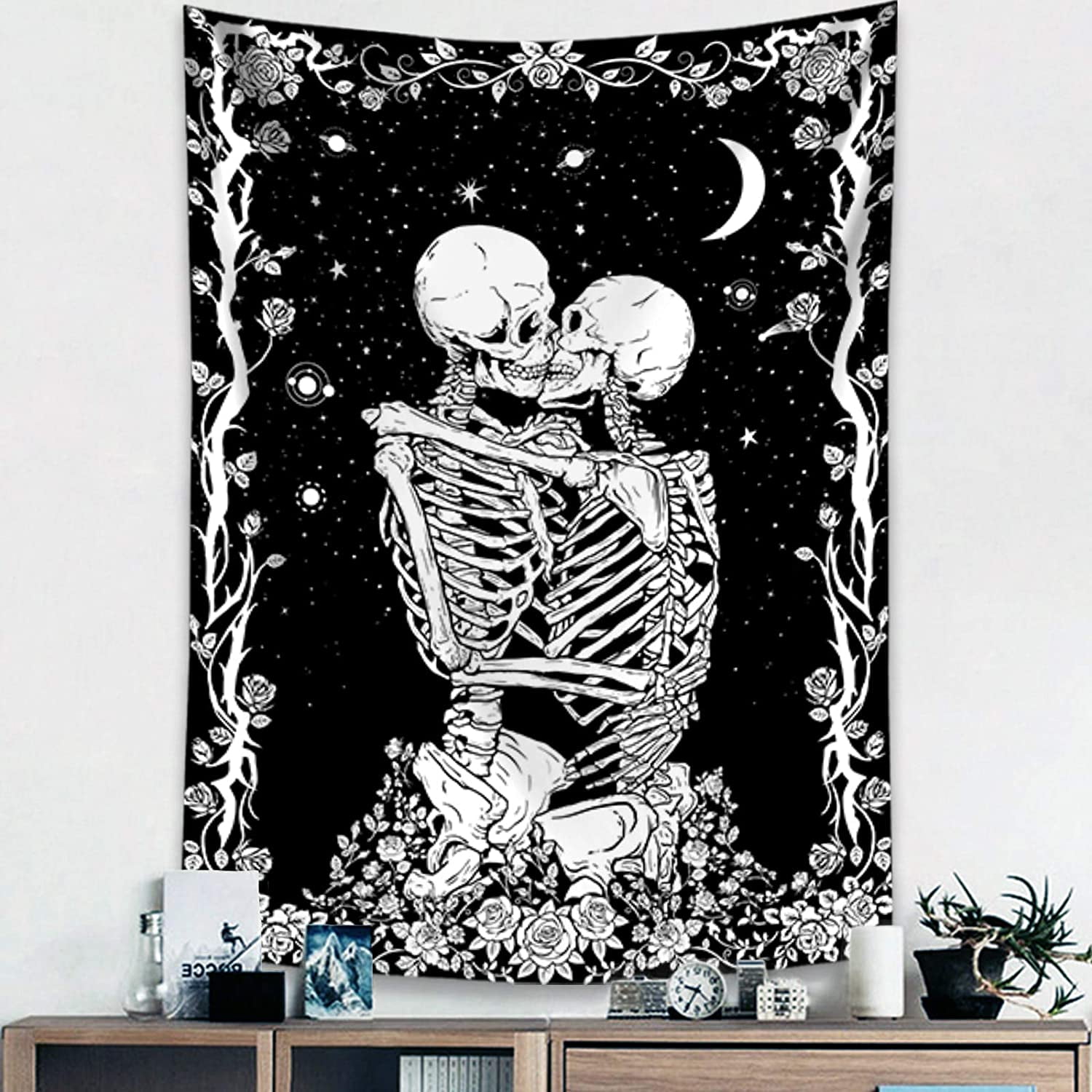 Tapestry wall hanging 2025 black and white