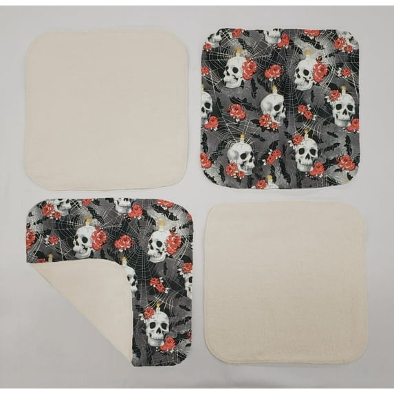 Skulls Webs & Roses Washcloths (Set of 4) (Towel Color: Off White)