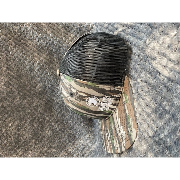 Skunk Ape Tree Stands Camo Logo Hat