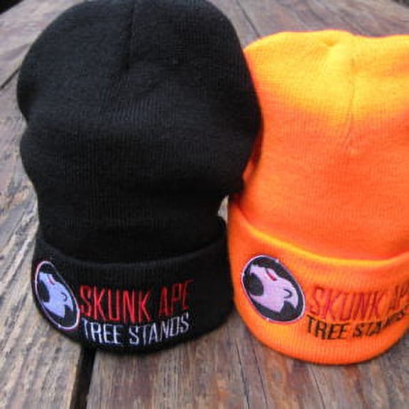 Skunk Ape Tree Stands Knit Hat, black