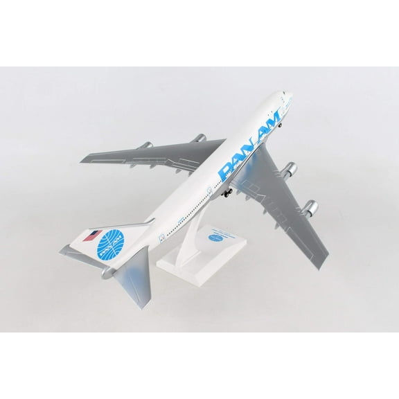 Skymarks Pan Am N747PA 747-100 1/200 Scale Model with Stand and Gears