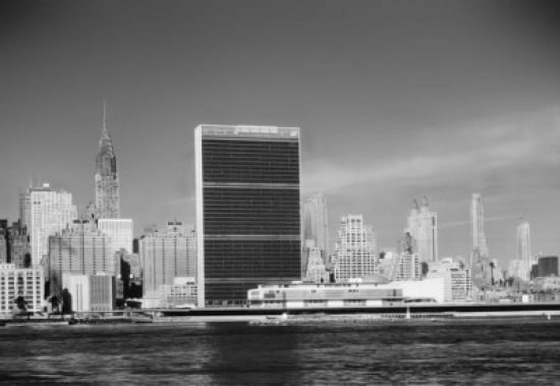 Skyscrapers on the waterfront United Nations Building Manhattan New York City New York USA Canvas Art - (24 x 36)