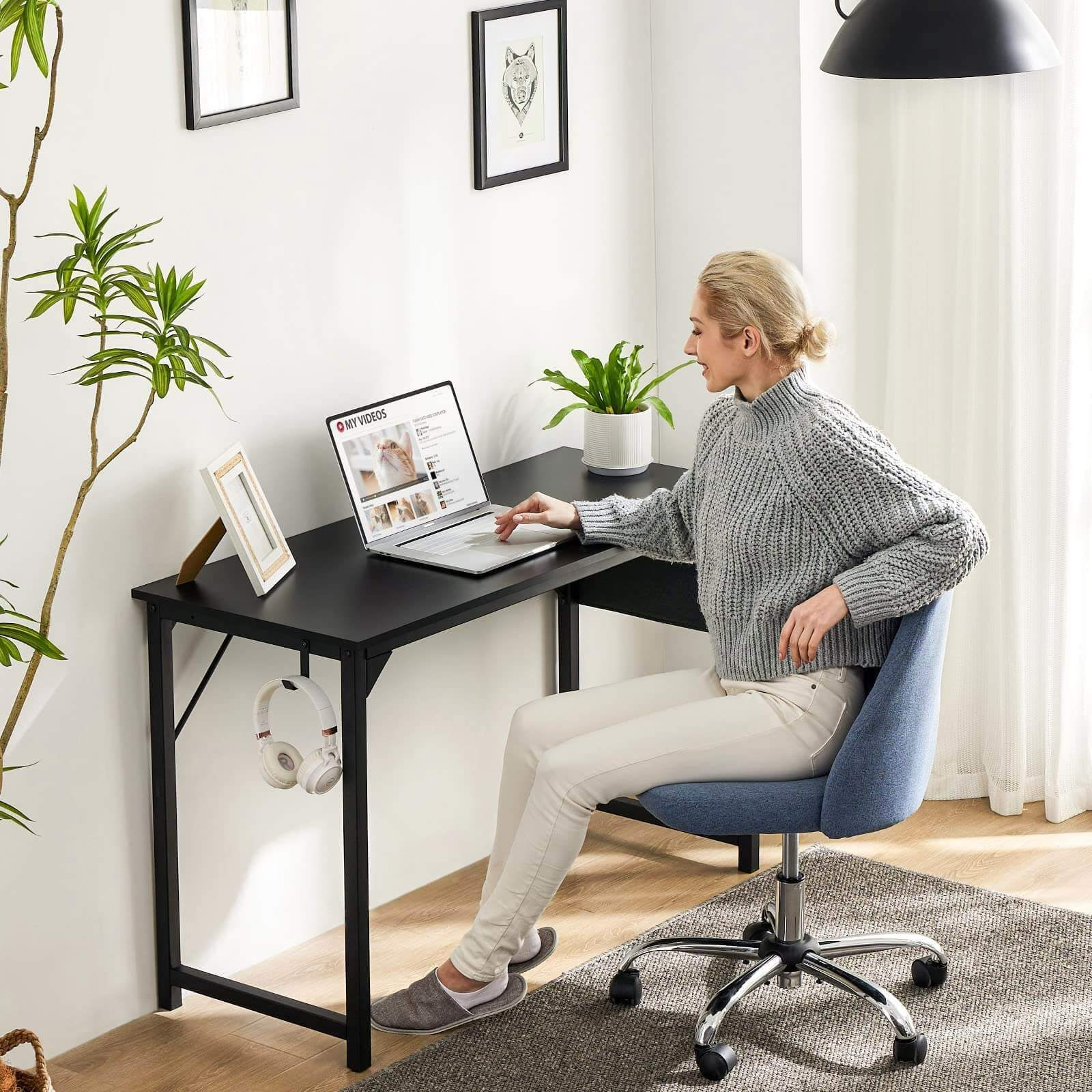 Sleek Wooden Work Office Desk with Storage - Upgrade Your Home Office