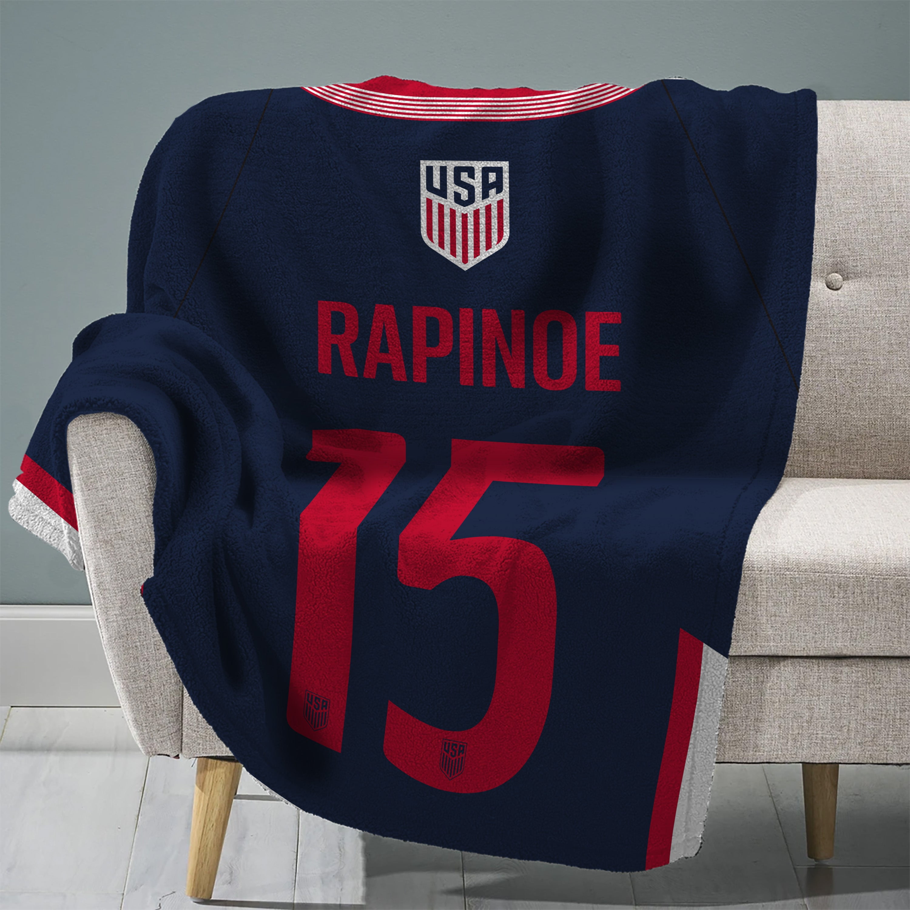 US Women's Soccer Navy and Red Fleece Throw Blanket