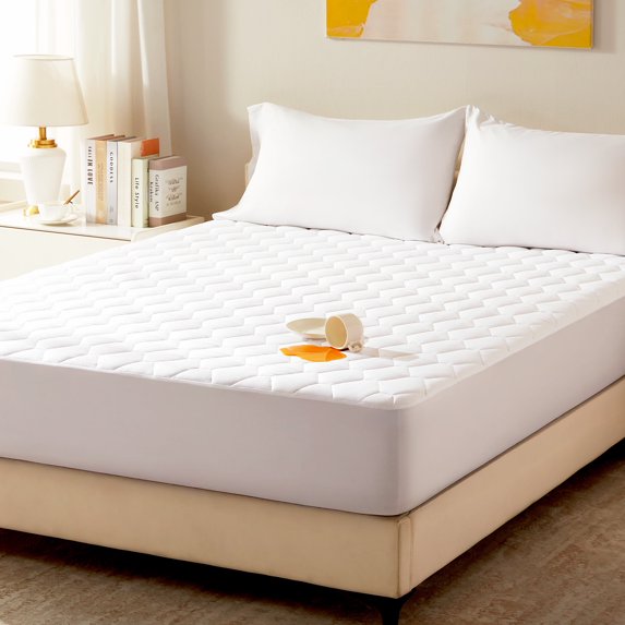Sleep Zone King Waterproof Diamond Quilted Mattress Pad - Breathable, Machine Washable, White, Ideal for All Ages