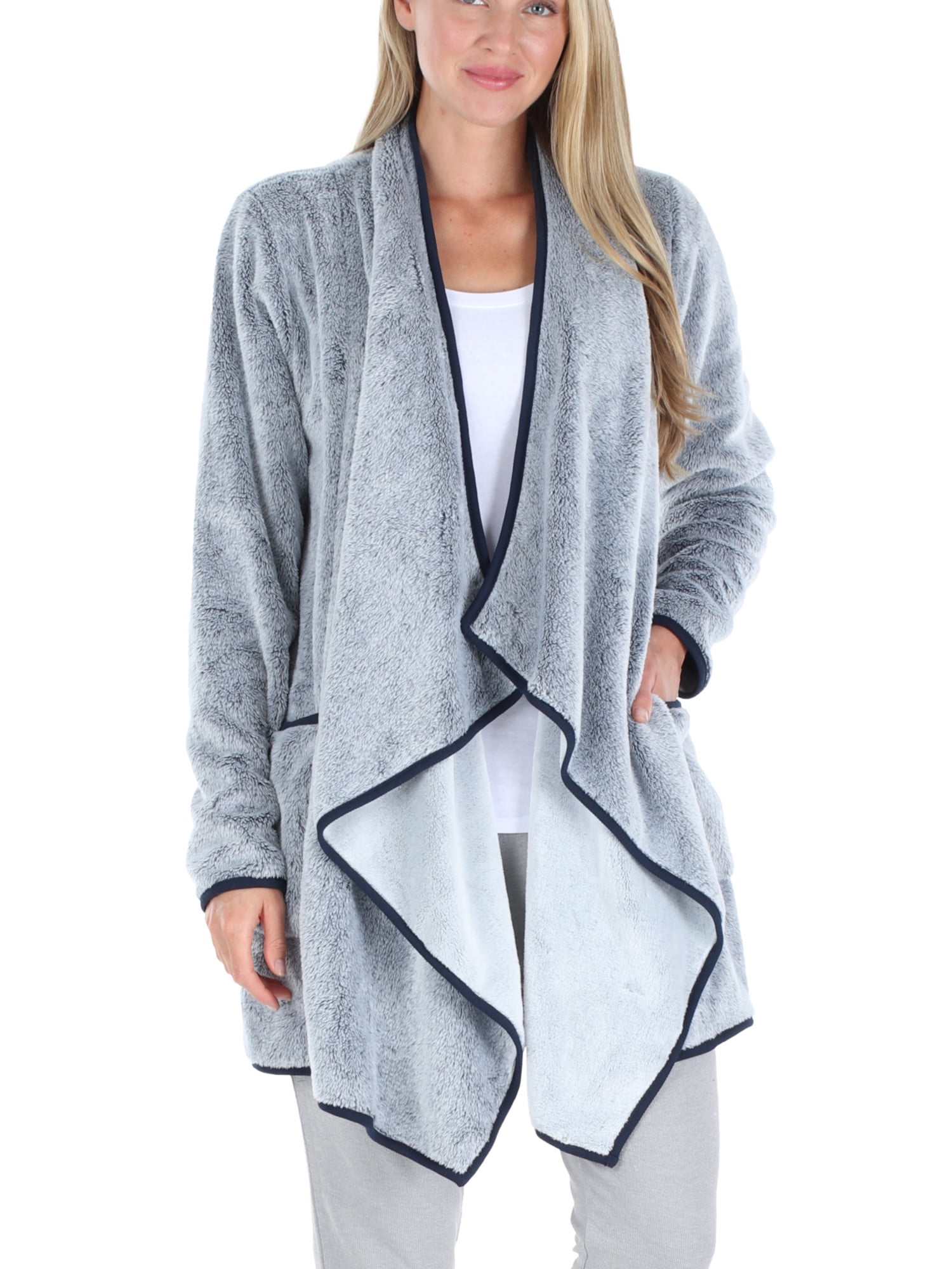 Sleepyheads Women's Ultra Soft Fleece Short Wrap Robe, Long Sleeve Cardigan  Bed Jacket, Oatmeal, S/M : : Clothing, Shoes & Accessories
