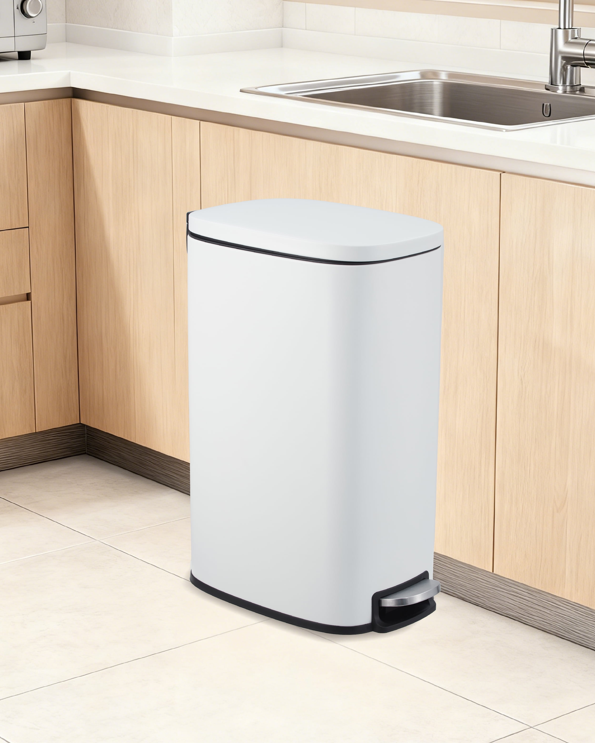 Slim 13 Gallon Trash Can