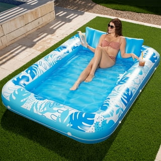 Lounging Pool