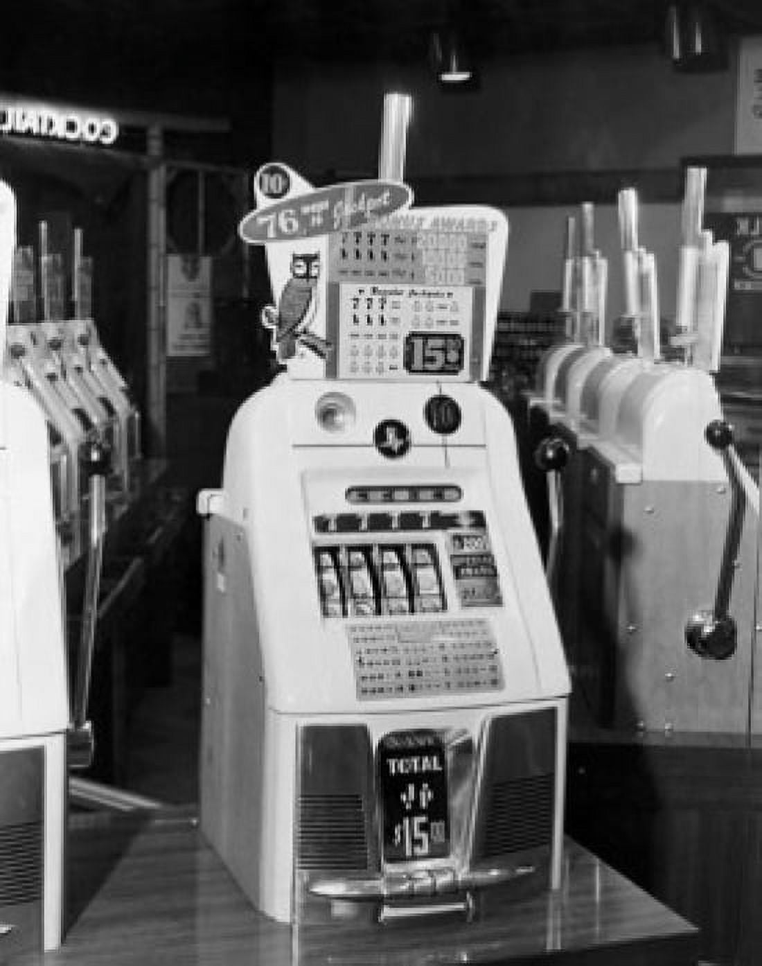Slot machines Canvas Art - (18 x 24)