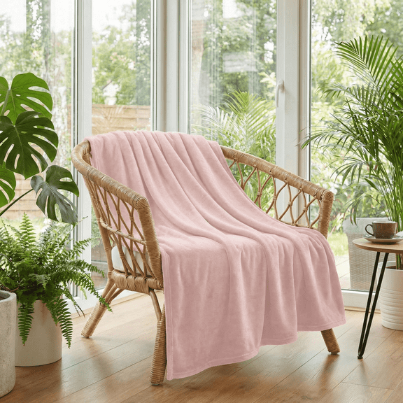 Sm:)e Pink Blanket, Super Soft Flannel Fuzzy Plush Cozy Blanket, 50x60 Inch