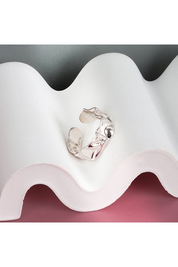 Small Design Sense Fashion Wild Irregular Fold Texture Ring Women