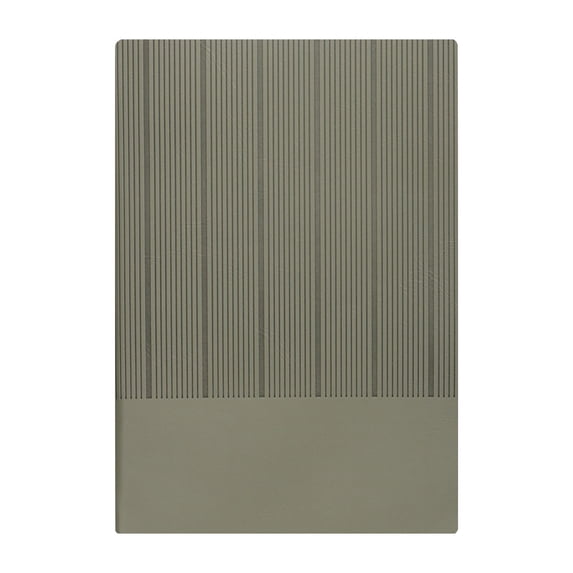 Small Lined Journal Notebook, A5 Journaling Notebook, College Ruled Note Book – 5.7X8.5 Inch, Hardcover Daily Journaling, Executive Notebooks for Writing, Office, Business(Green)