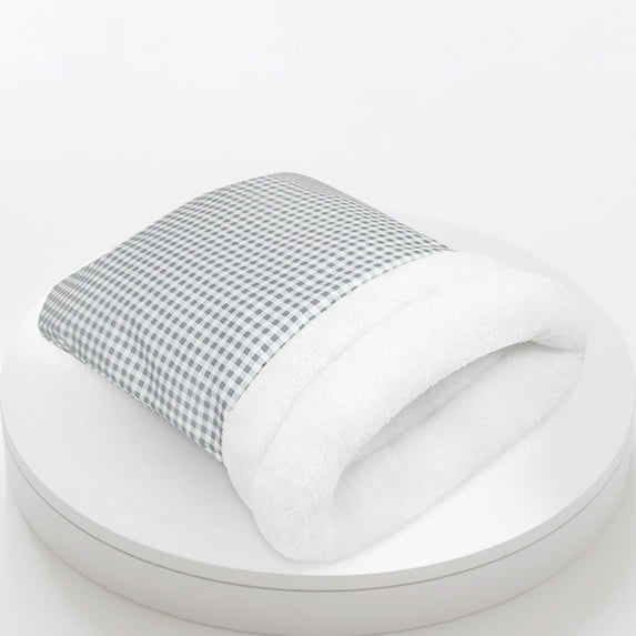 Small Pet Sleeping Bag, Semi-Enclosed Cat Bed for Comfort and Warmth, Cozy Washable Pet House, 16"x13"/18"x15"