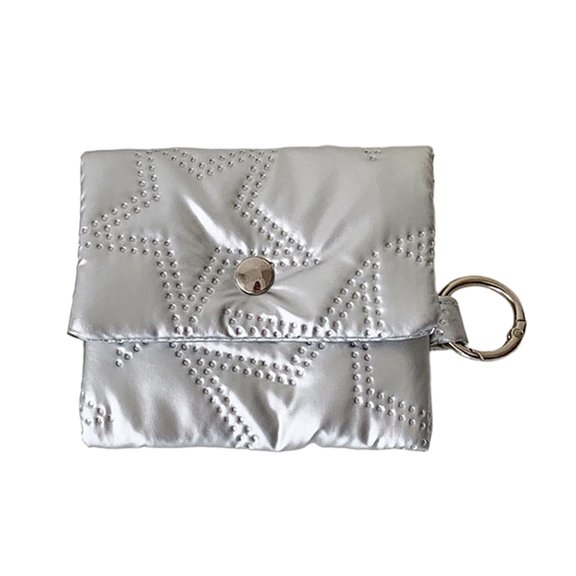 Small Quilted Star Earbud Case with Snap Button and Crossbody Strap for Daily Use, Compact Coin Purse and Storage Bag for Convenient Organization(Silver)