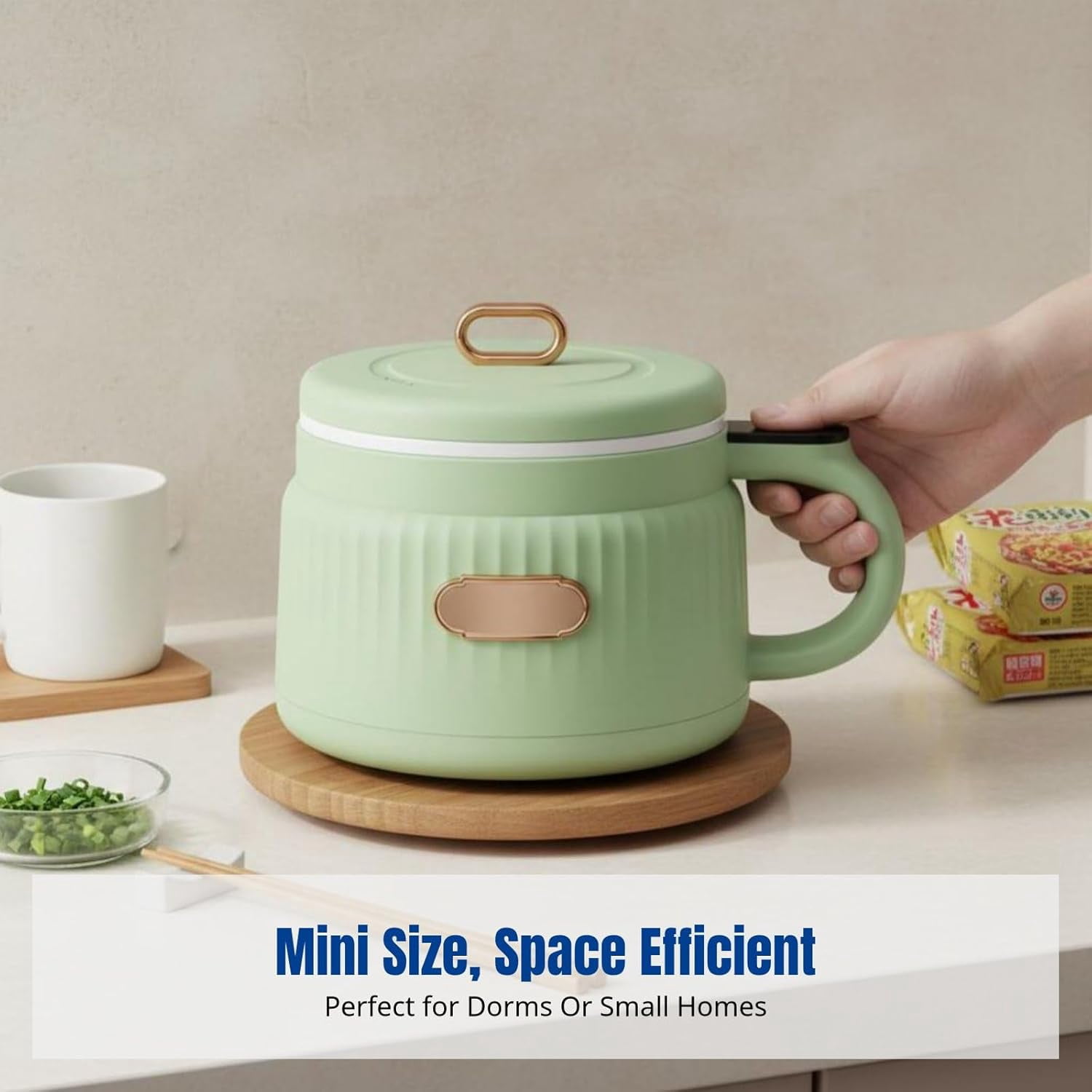 Small Rice Cooker 1.6L Nonstick Electric Pot with  Warm for 1-2 People Camping Dorm