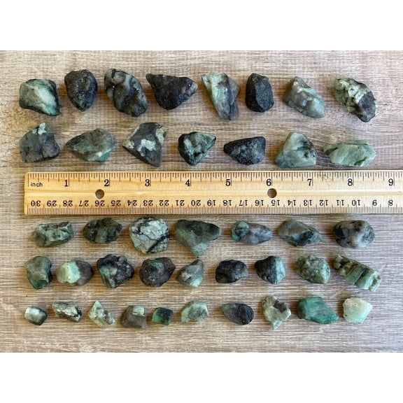 Small Rough Emerald Stones , 0.5-1.25" Raw Crystals (Emerald, 0.25 Pound)