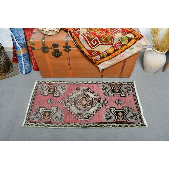 Small Rugs, Turkish Rug, Vintage Rug, Anatolian Rug, Rugs For Bathroom, 1.7x3.4 ft Red Rug, Door Mat Rugs, Small Boho Rug, Entry Rug, 13343