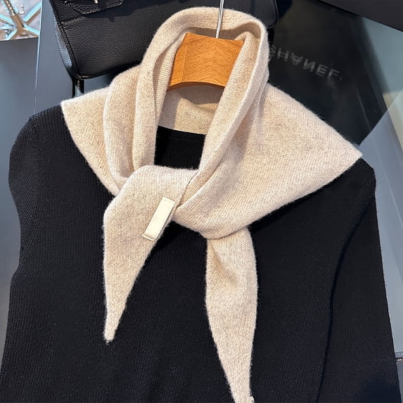 Small Triangle Neck Scarf for Women with Buckle Closure Soft Fleece Winter Warm Neck Wrap for Cold Weather