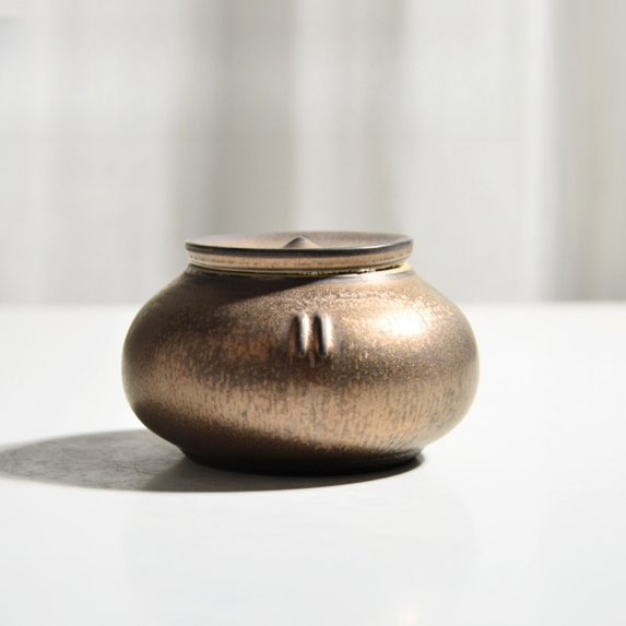 Small Urn - Ceramic Adult Dog and Cat Cremation Urn, Miniature Memorial Funeral Urn for Sharing Ashes