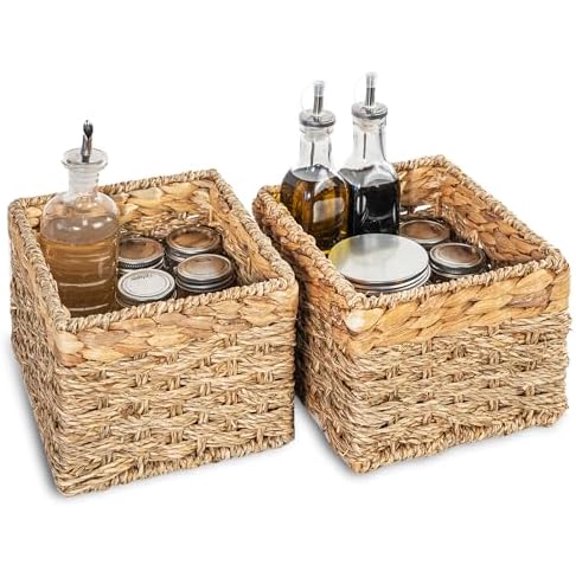 Small Wicker Baskets for Storage 2-Pack, Natural, Woven Baskets for Organizing Living Room, Pantry, Shelves, Wicker, Decorative - Small Size - 8x7x5.5 inches