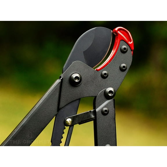 Small but Mighty High Carbon Steel Ratchet Lopper cuts, weighs 2 lbs IW1423