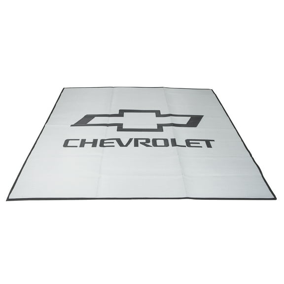 Smart Design Indoor/Outdoor Mat - Chevy - UV Protection Vinyl Plastic - Fade Resistant Area Rug - Patio, Deck, Garage, Beach, Camping, Tailgate, Picnic, Everyday - 9 x 9 Feet - Auto - Chevrolet