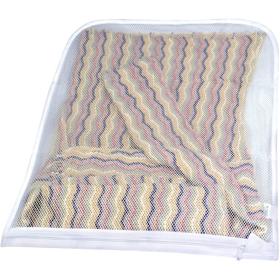 Smart Design Sweater and Wash Bag with Safety Zipper - Washing Machine Safe - Fine Mesh Nylon Polyester - Bra, Hosiery, Pantyhose, Delicates, Sweaters, and Baby Clothes - 22 x 18 Inch - White