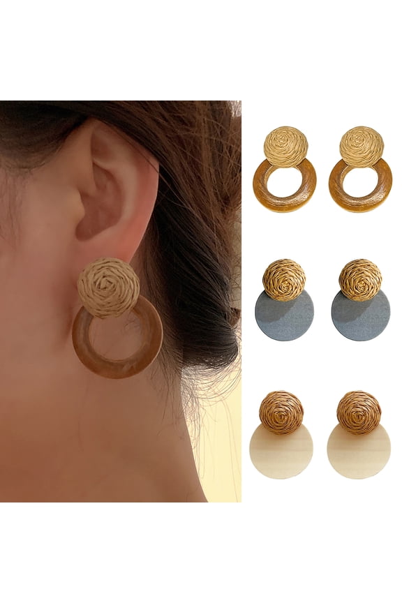 1 Pair Ear Studs Retro Rustic Simple Style Casual Artistic Wooden Hollow Ring Raffia Straw Splicing Women Earrings for Dating