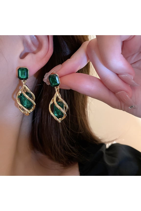 1 Pair Stud Earrings Square-shaped Faux Diamond Vintage Style Hollow Pendant Ear Ornament Fade-resistant Fashion Faux Emerald Crystal Dangle Earrings for Party