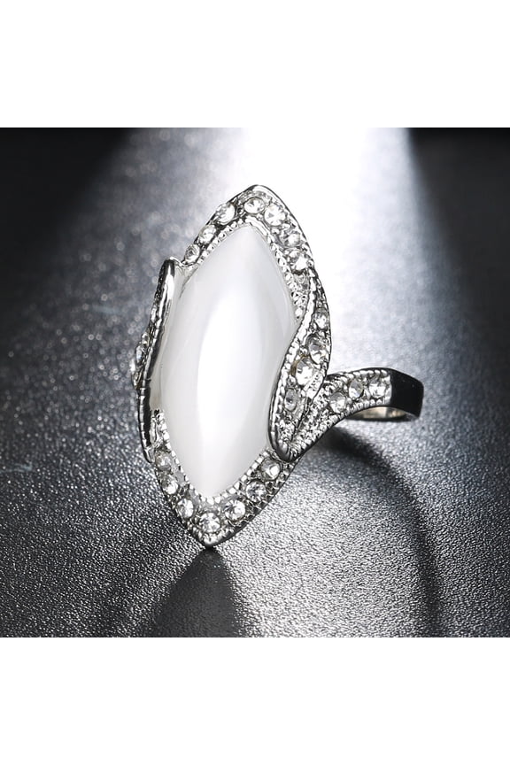 Fashion Women Marquise Cut Artificial Stone Shiny Rhinestone Finger Ring Jewelry