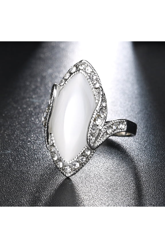 Fashion Women Marquise Cut Artificial Stone Shiny Rhinestone Finger Ring Jewelry