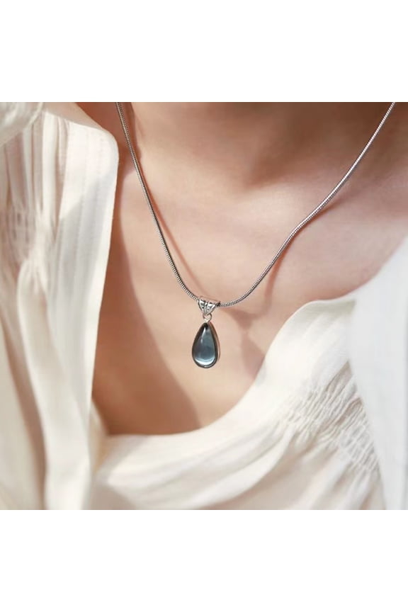 Let Tears Out Water Drop Necklace Blue Teardrop Pendant Necklaces for Women Faux Crystal Waterdrop Choker Jewelry
