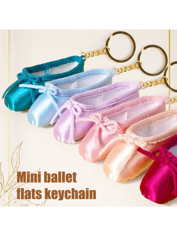 Satin Ballet Shoe Keychain Handmade Mini Pointe Shoe Pendant with Keyring Ballet Lovers Bag Charm Gift for Ballet Dancers